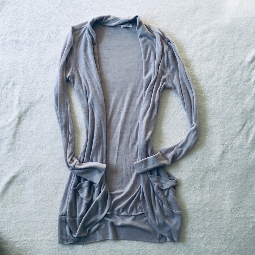 LIGHT GRAY CARDIGAN